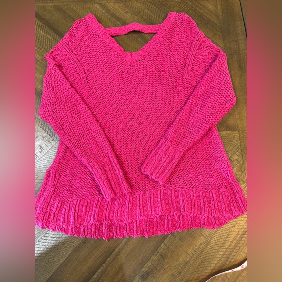 Hollister Vibrant Pink Knit Sweater With  V Back Detail - Picture 10 of 13